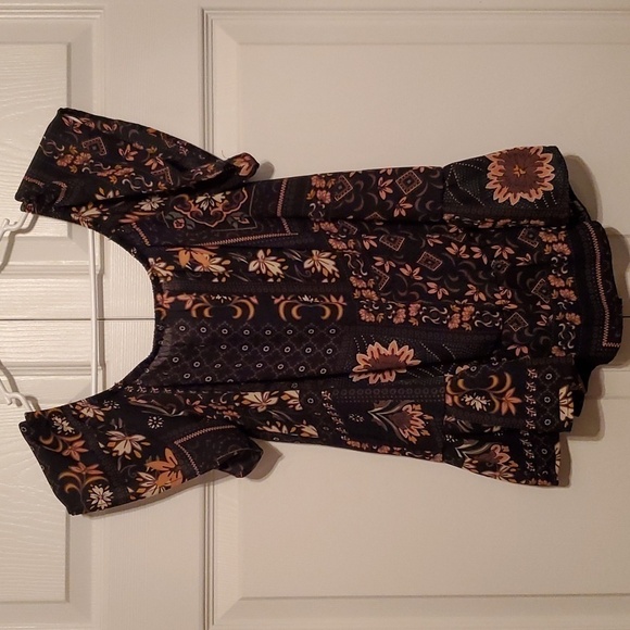 Sienna Sky Women's Button Down Black Floral Peplum Top Size XS - Picture 5 of 8